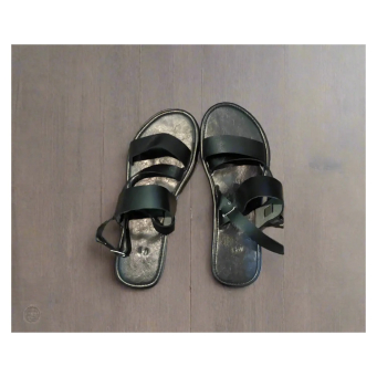 Footwear & Flip-Flops (Inkweto na Kambambili)