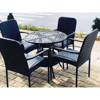 Garden Chairs & Tables