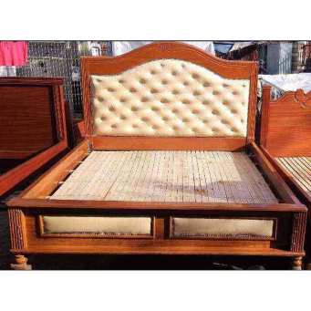 Sofas & Living Room Sets (Intebe zo mu Ruganiriro)