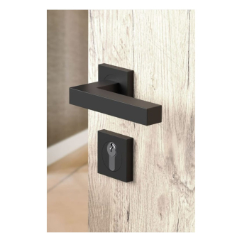 Hinges & Handles
