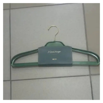 Hangers & Clothes Racks