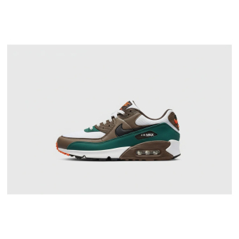 Sports Shoes & Sneakers