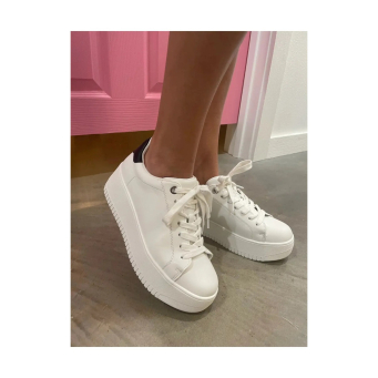 Sports Shoes & Sneakers (Inkweto za Siporo)